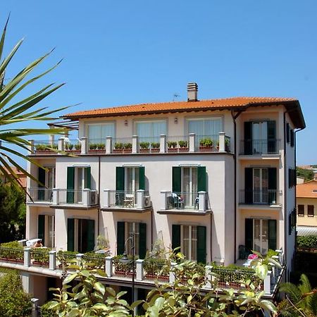Riviera Residence Marina di Pietrasanta Dış mekan fotoğraf