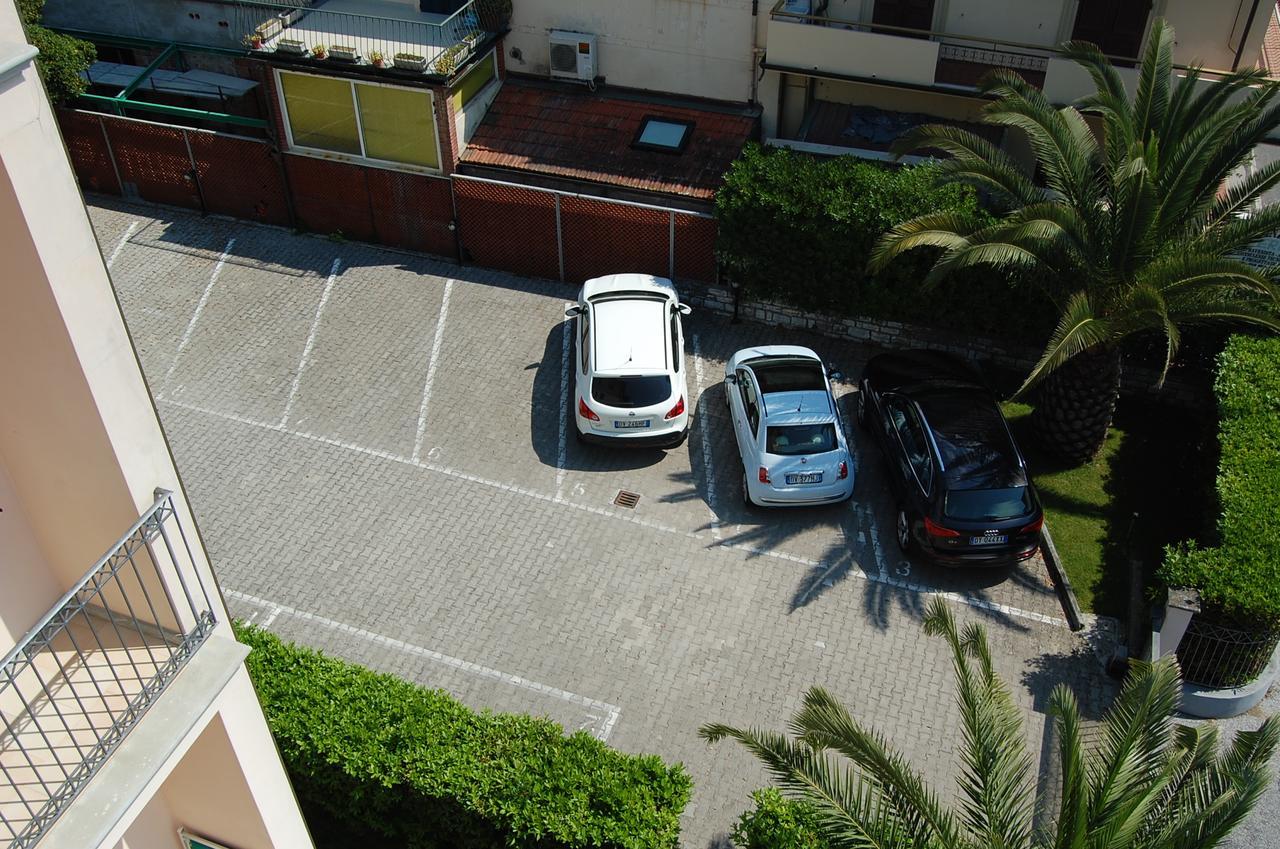Riviera Residence Marina di Pietrasanta Dış mekan fotoğraf